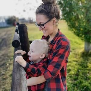 Meet your Posher, Leanne